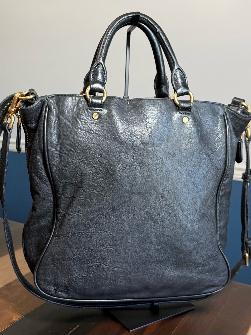 Marc by Marc Jacobs "Washed Up" Leather Tote Expandable Side Zips - Picture 4 of 9